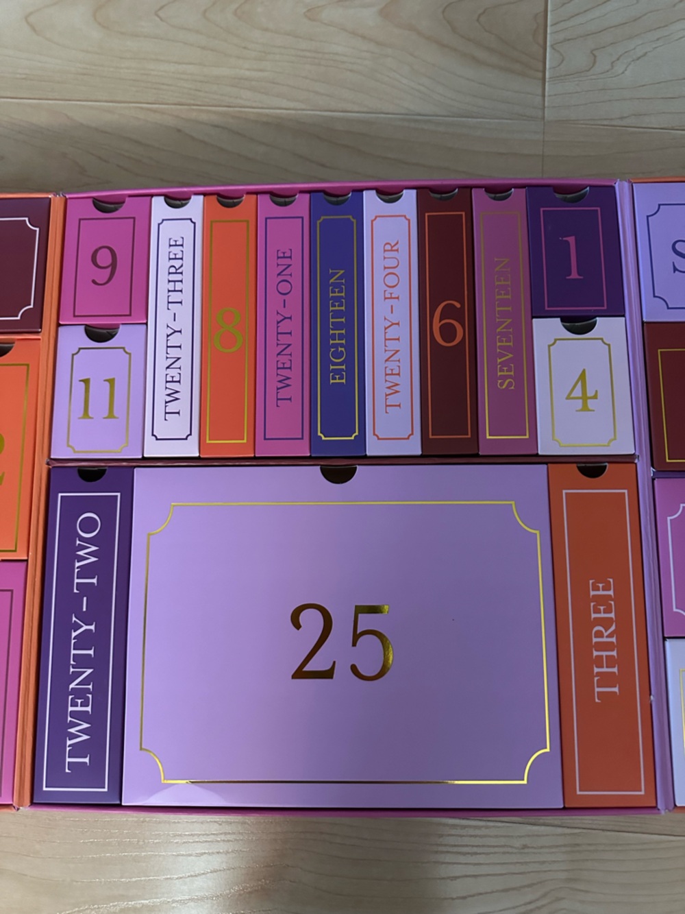 Empty Ipsy Advent Calendar box makeup 2025 - Picture 12 of 13